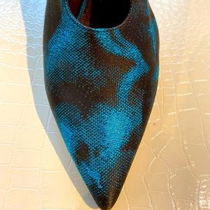 Dries van noten Size 7.5 black turquoise shoes